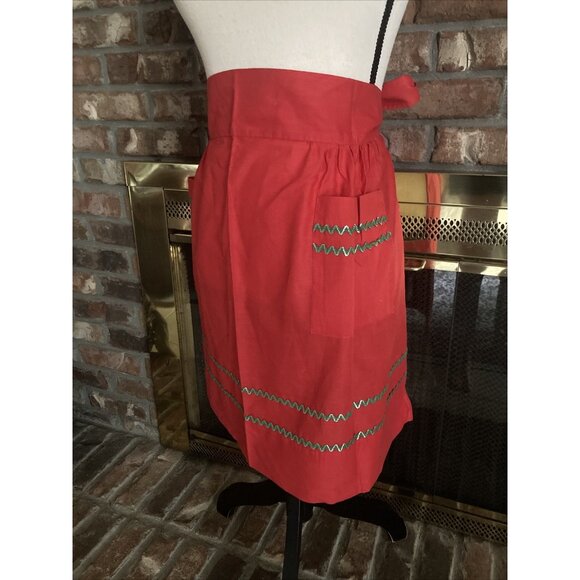 Vintage Red Half Apron Front Pockets Homemade Small - Picture 2 of 6